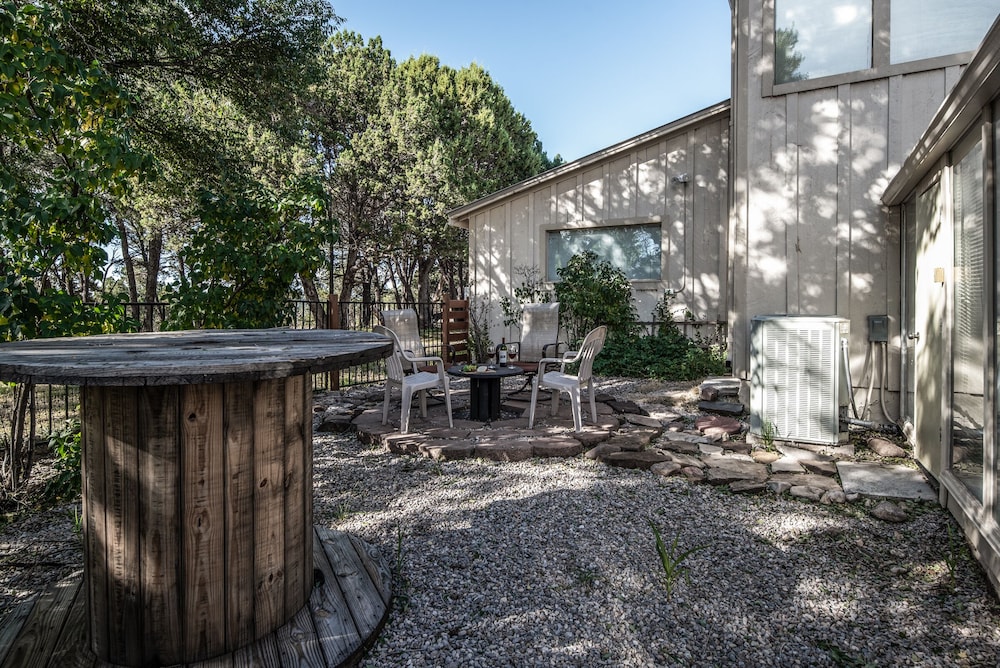 Alto Pines