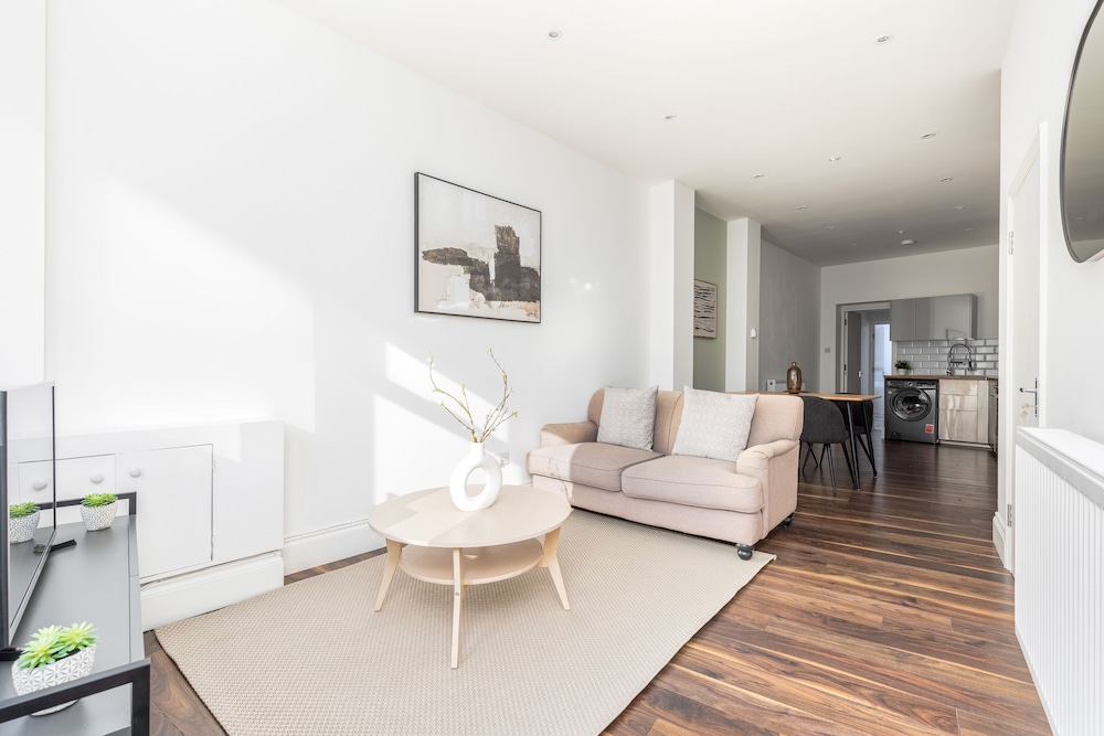 The Peckham Apartments