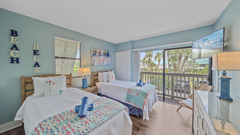 Siesta Beach Retreat 2 Bedroom Townhouse