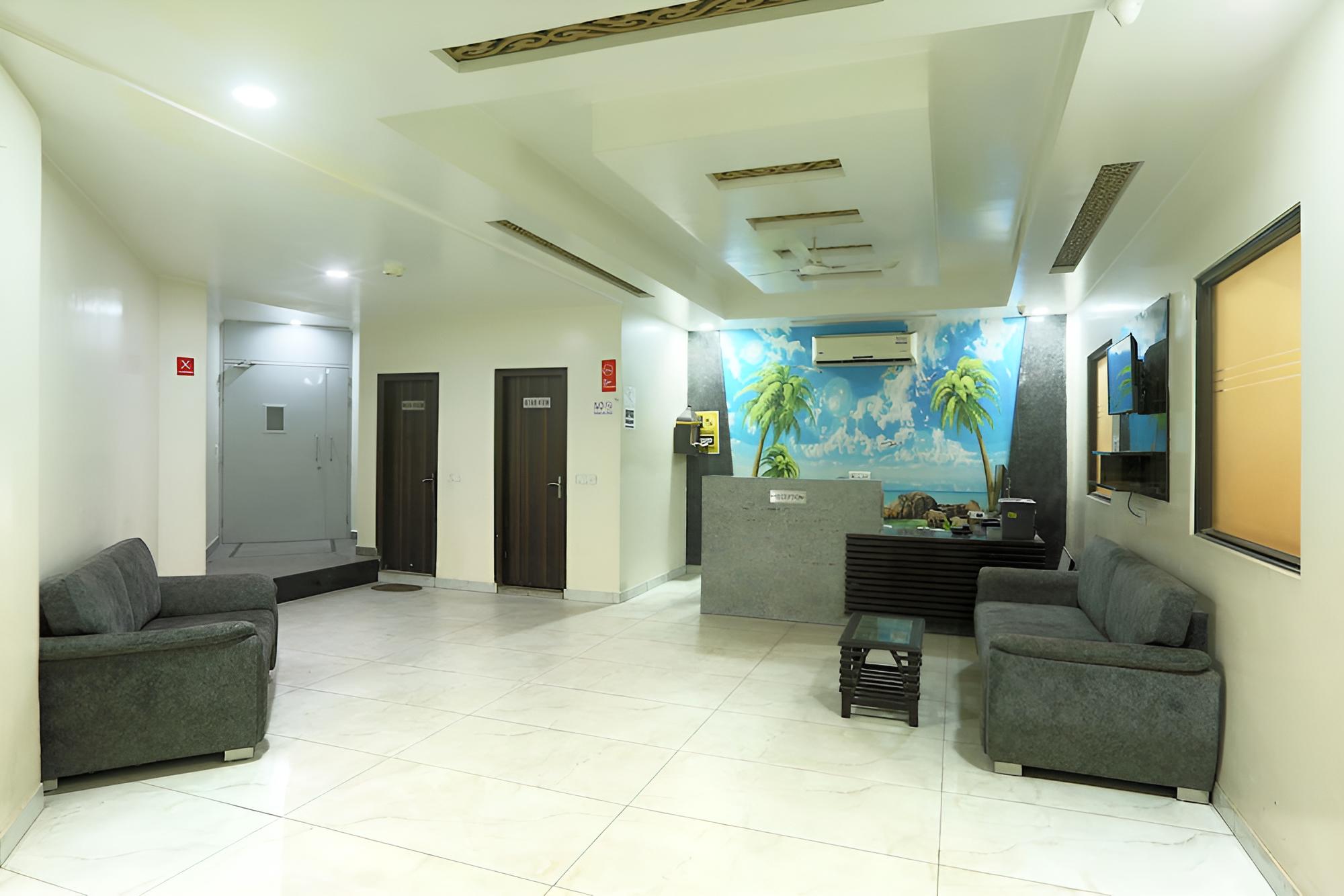 Airport Hotel Classic Park view 4