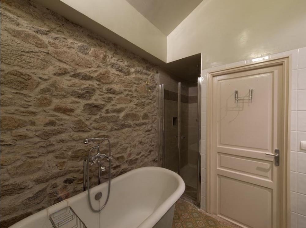 Saint-Denis Vacations - Domaine Co d'Esperou - Property Image 4