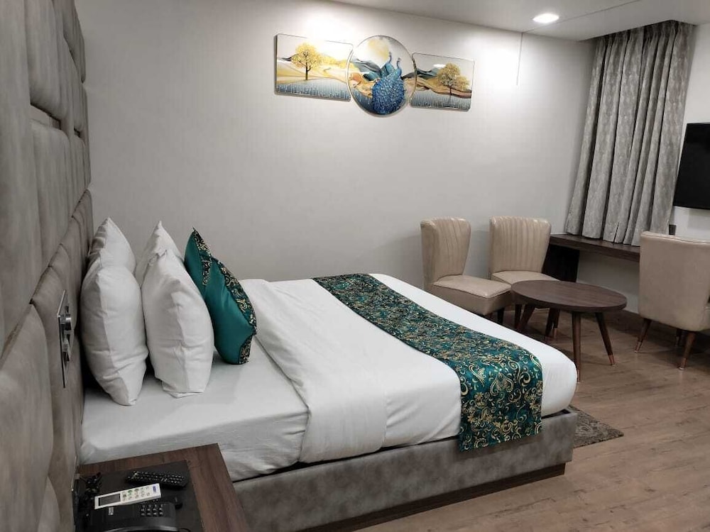 Narang Hotel