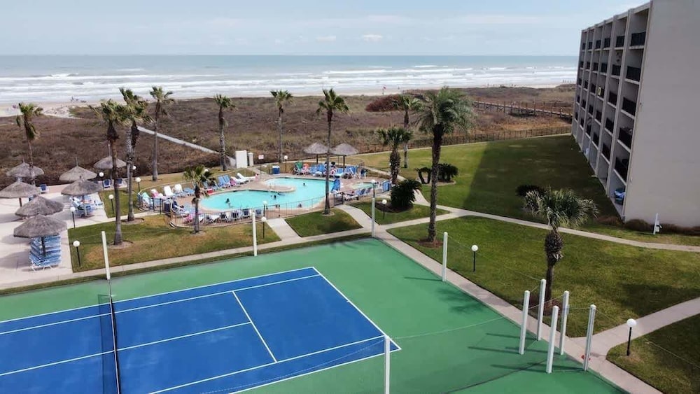 Saida Beachfront Luxe Condo Two Heated Pools 2 Bedroom Condo