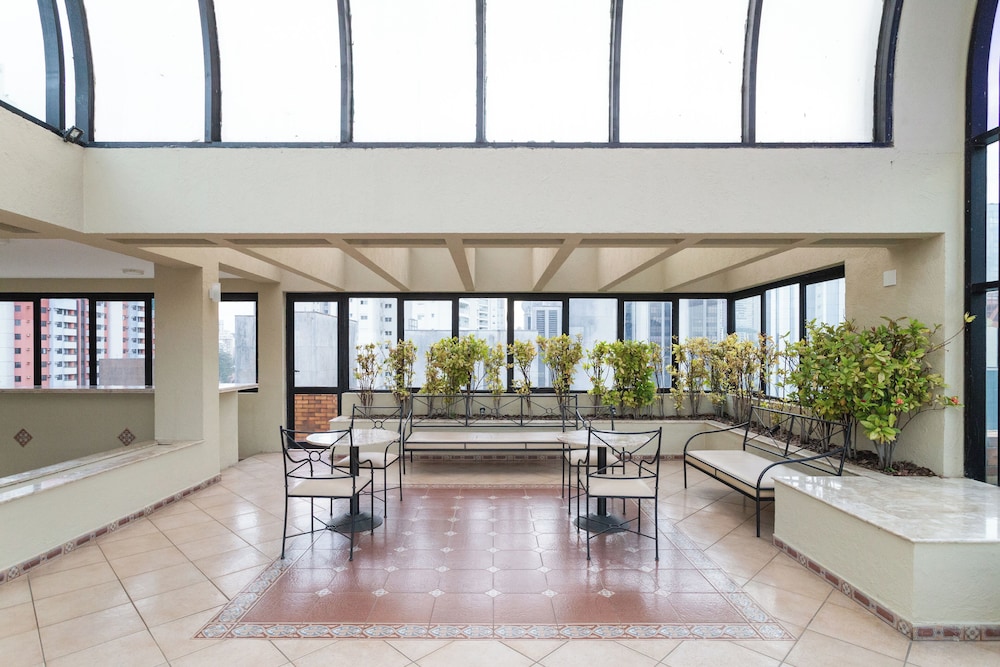 Estanplaza Nações Unidas