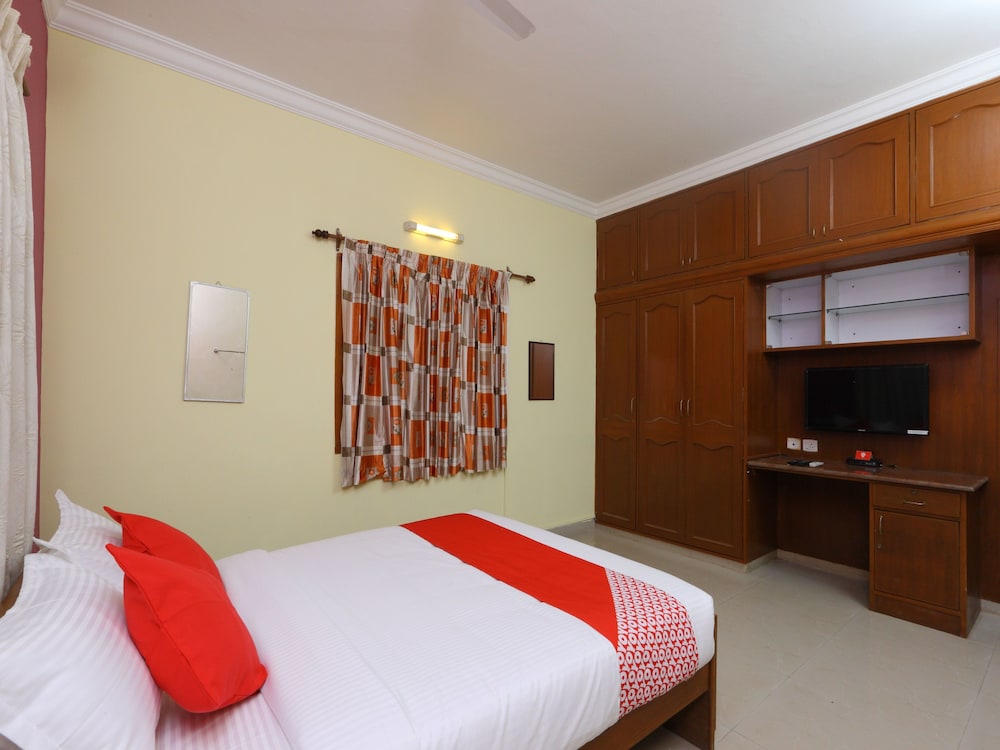 OYO 14091 Surabhi House Stays and Resorts