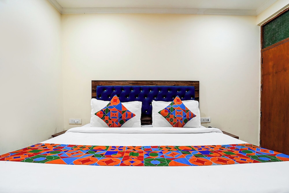 Fabhotel Sehrawat