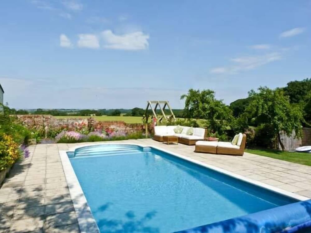 Ryde Vacations - The Springs - Property Image 11