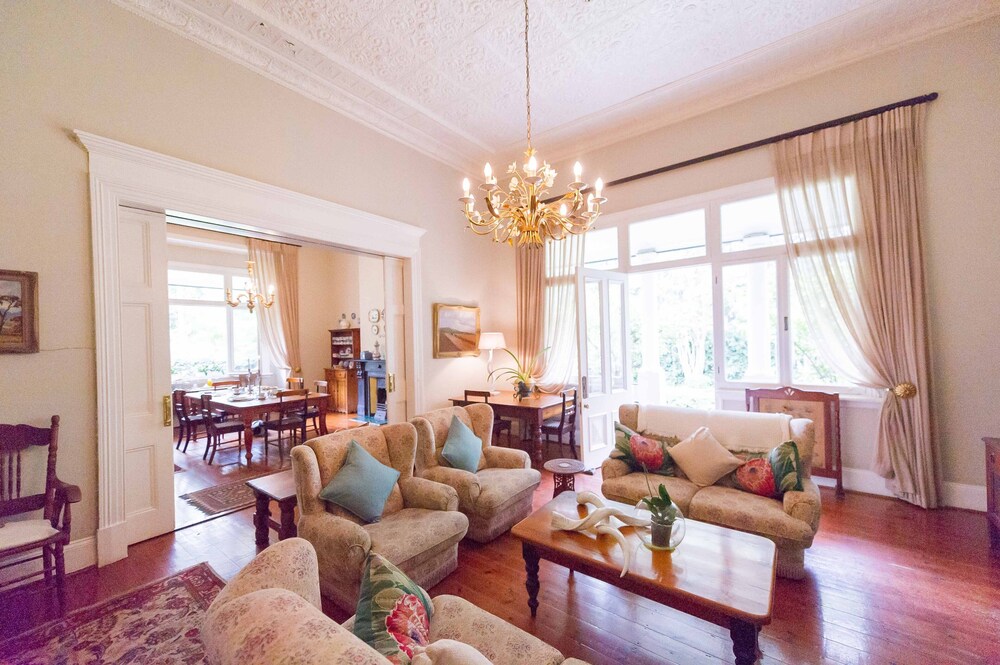 Lovely Guesthouse in Pretoria Welcoming you on a Spacious Room With Breakfast