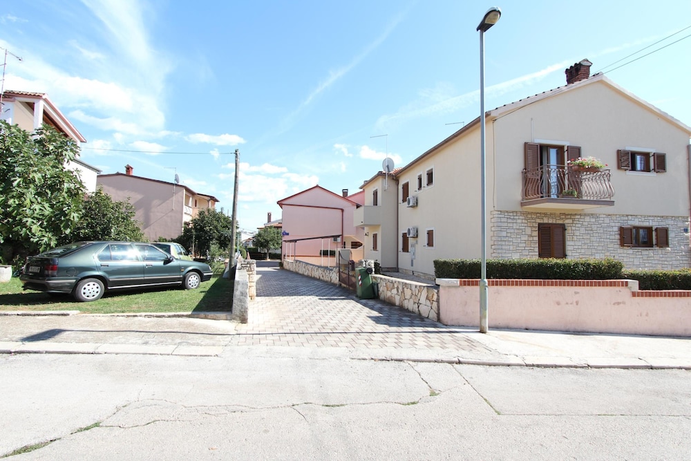 Photo 42