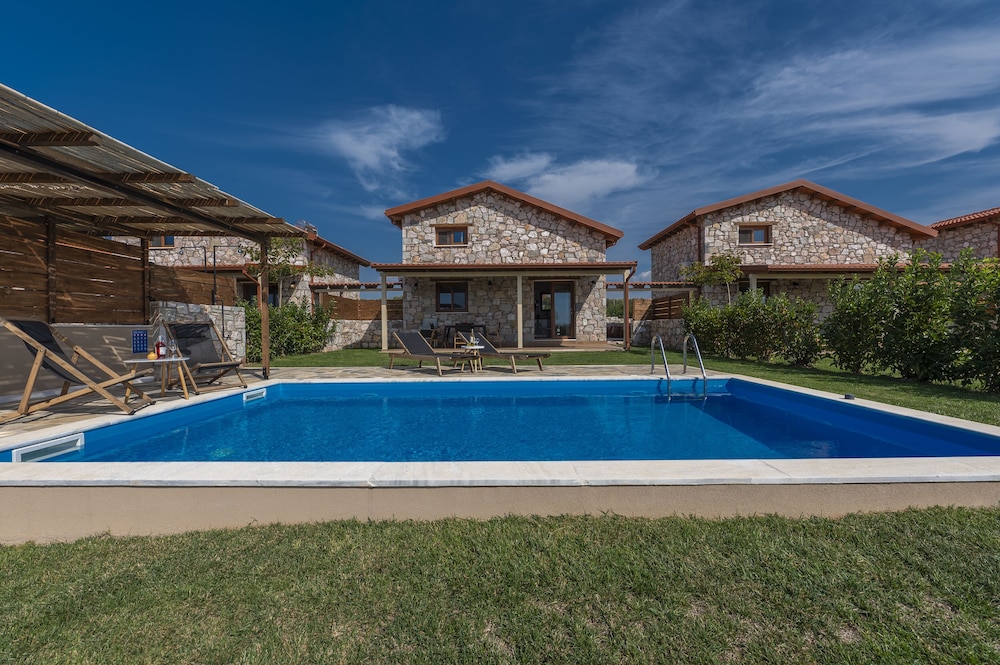 Esperanza Villas