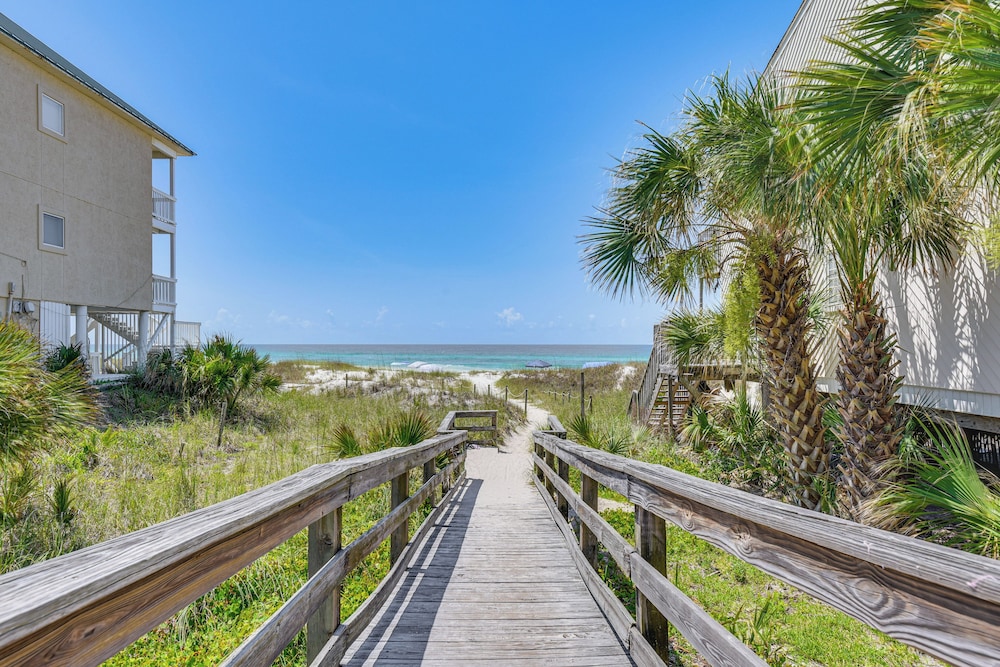 Walk to Beach: Resort Getaway in Pcb!