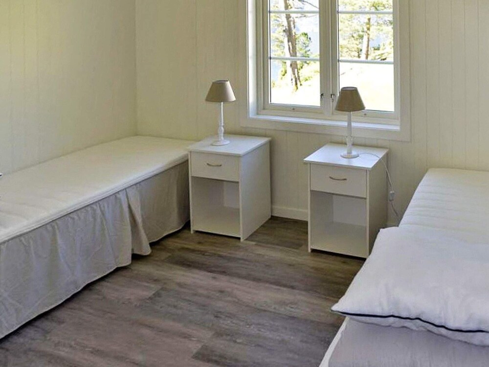 10 Person Holiday Home in Stordal view 3