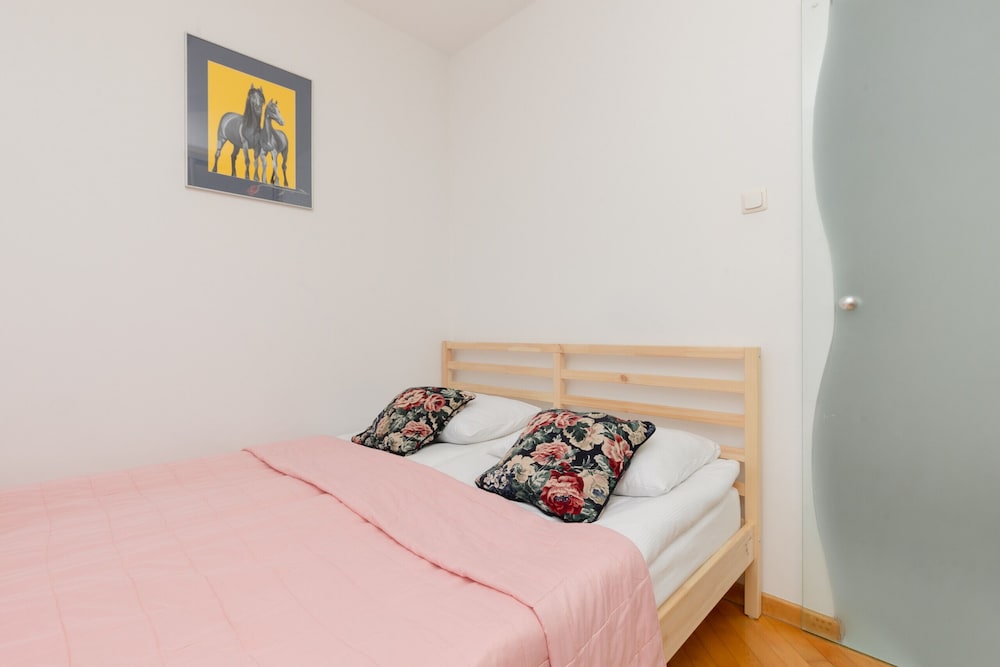 Bemowo Powstanców Slaskich by Renters view 4