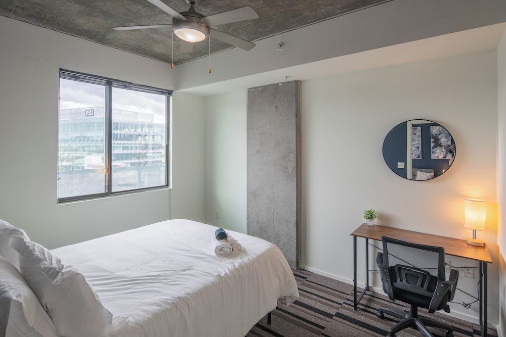 ROVE LIVING/KL - Roosevelt Point