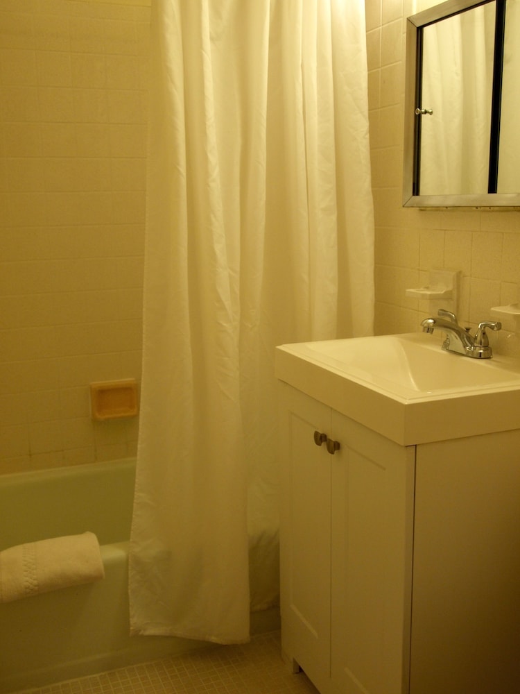 Chelsea West 30th Street - 1BR Apartment