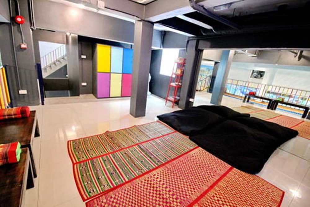Chic Hostel