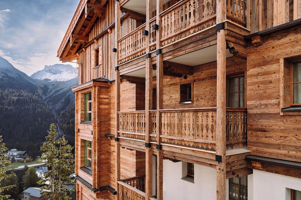 BelArosa Chalet
