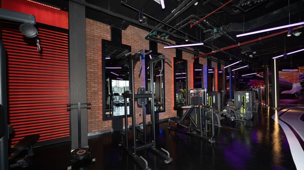 Modern & Stylish Studio in JVT