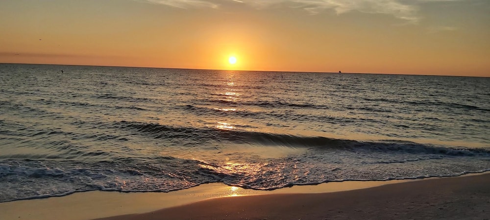 Sunset Vistas 211n