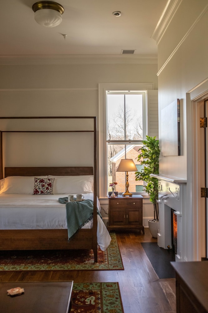 The Inn at Foster Falls - Property Image 23