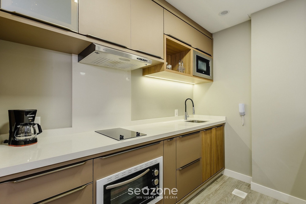 IFT - Ed. Infinity Tower Flat 350m From Meia Praia