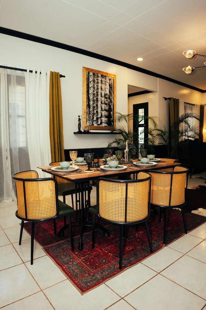 Casa Dela Tierra by Araw Residences