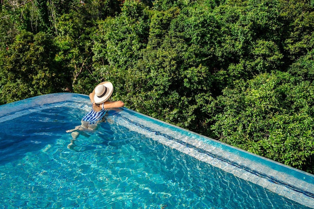 Perfect stay near Naiharn Beach UTL B126