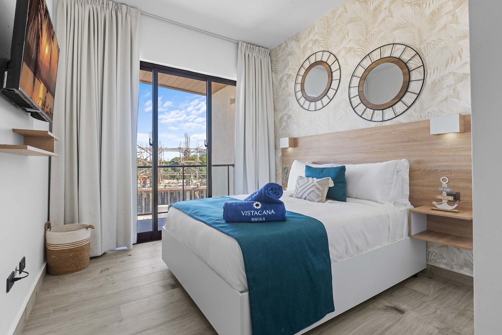NOK Modern 2BR at The Towers by Vistacana