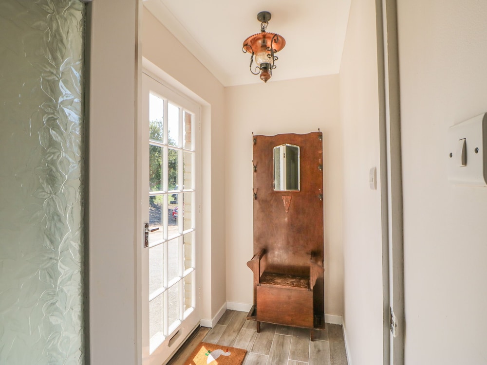 Bankwell Cottage