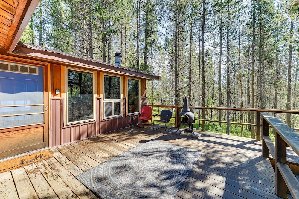 Rustic Idaho Retreat w/ Deck, Grill & Chiminea! view 2