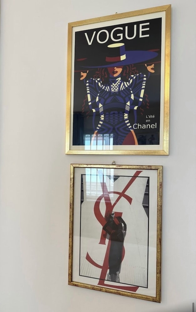 Calefati Gallery Luxury Apartment