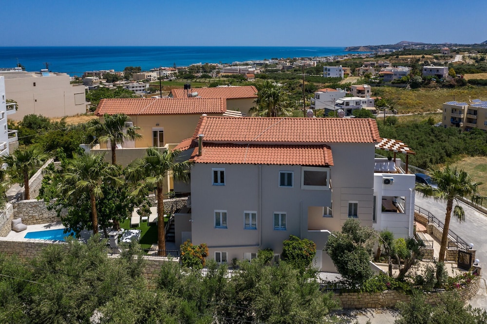 Foothills Blue Villa