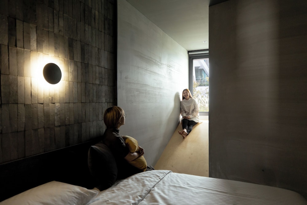 J Youai House
