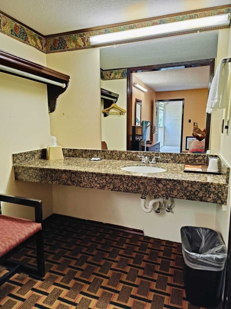 Victorian Inn