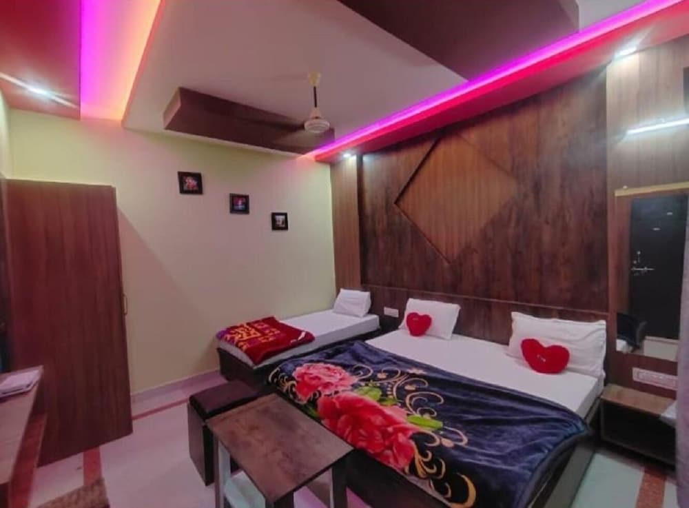 Hotel Maa Parvati Residency - Chitrakoot