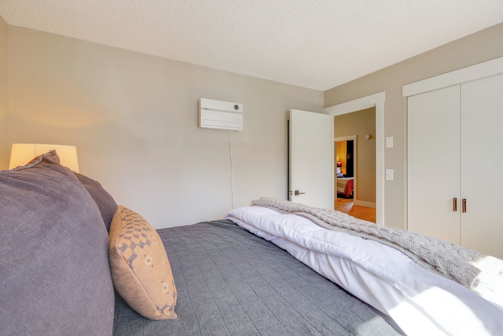 Townhome Near Dtwn Flagstaff: Grill, Golf & Relax!