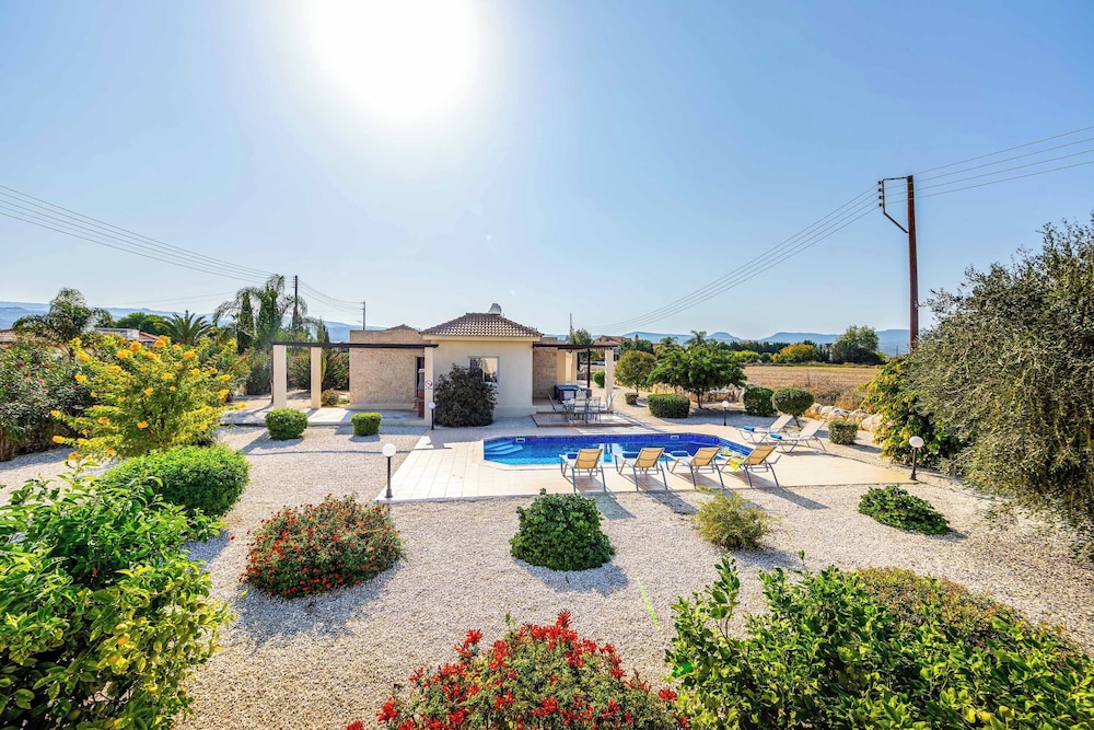 Villa Orange Tree