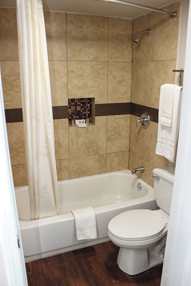 Spanish Trails Inn