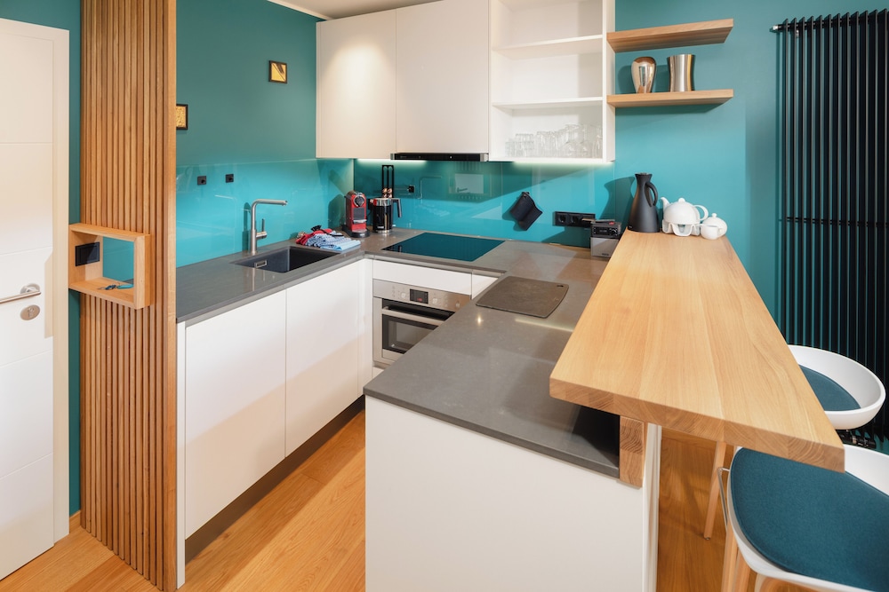 ney.land apartments