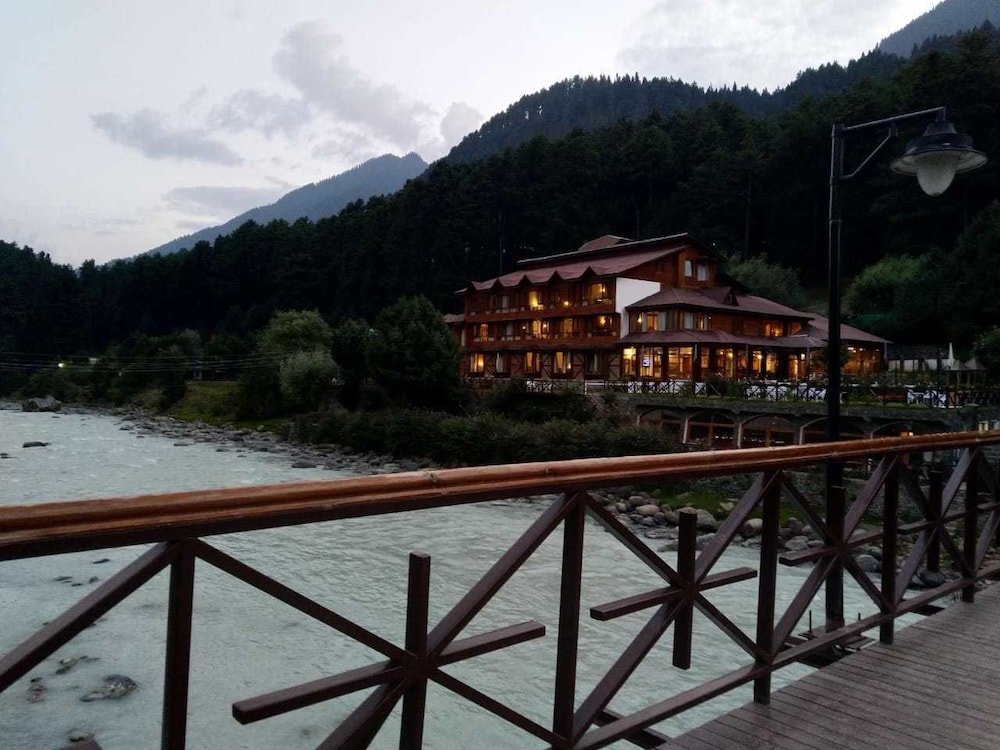 Hotel Heevan Pahalgam