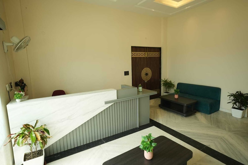 Palak Palace Hotels and Resort