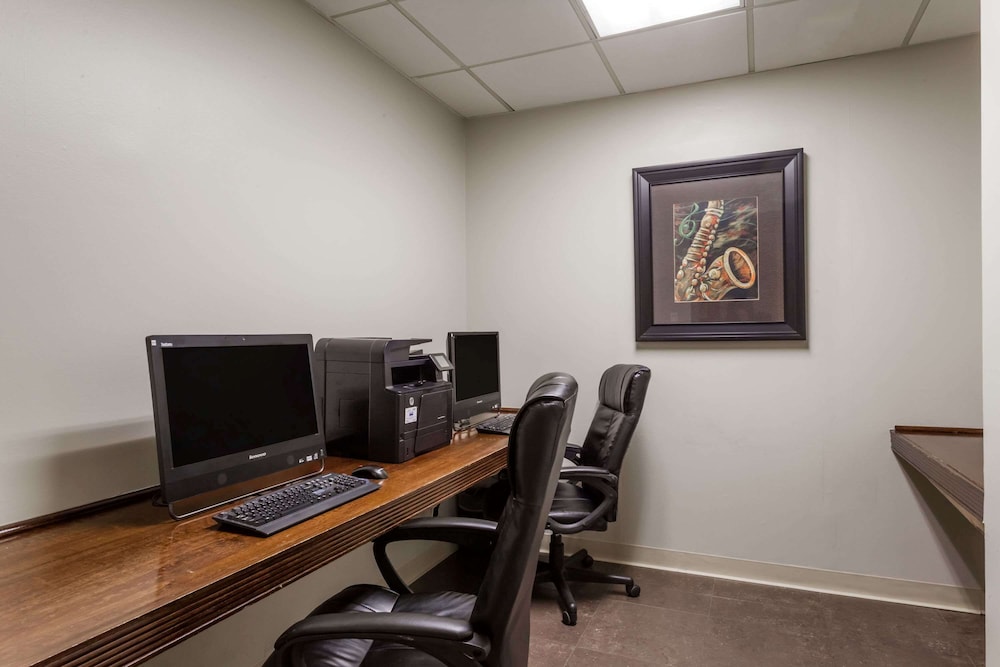 Wyndham Southbury - Property Image 6