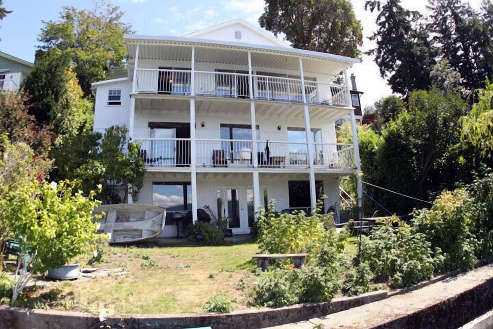 Leigh Lani Guest House