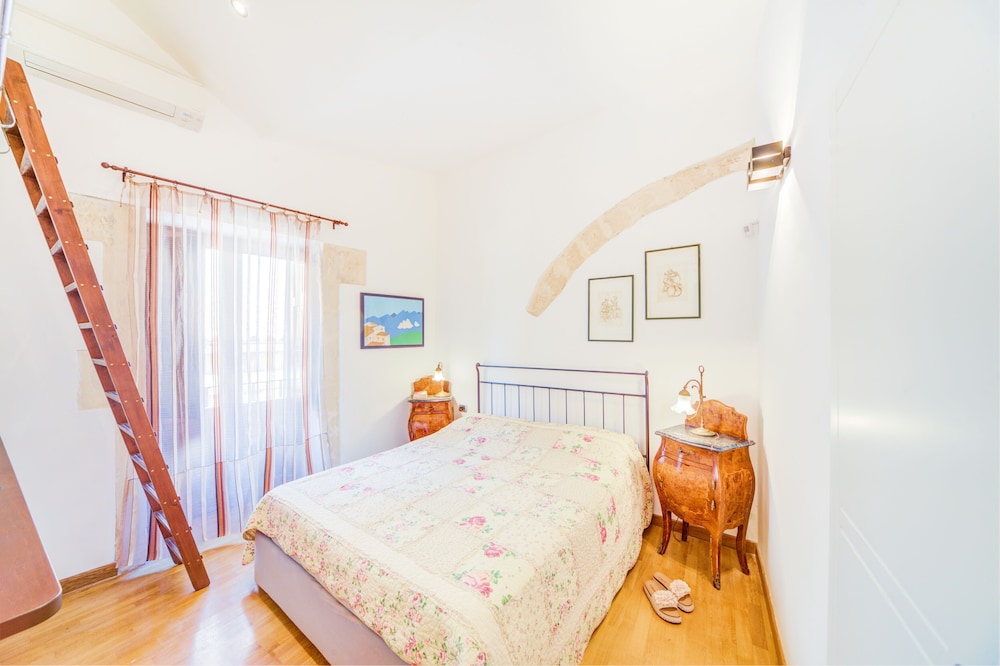 Ortigia Elegant Apartment photo 5