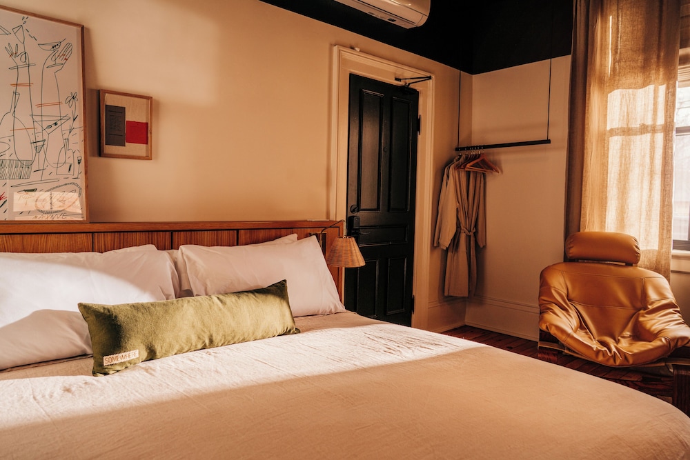 Somewhere Inn Collingwood Boutique Hotel 4