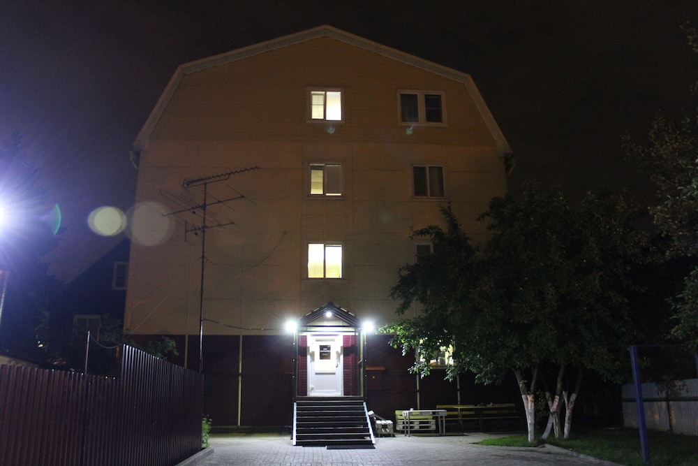 Hotel Vyrubovo - Hotel