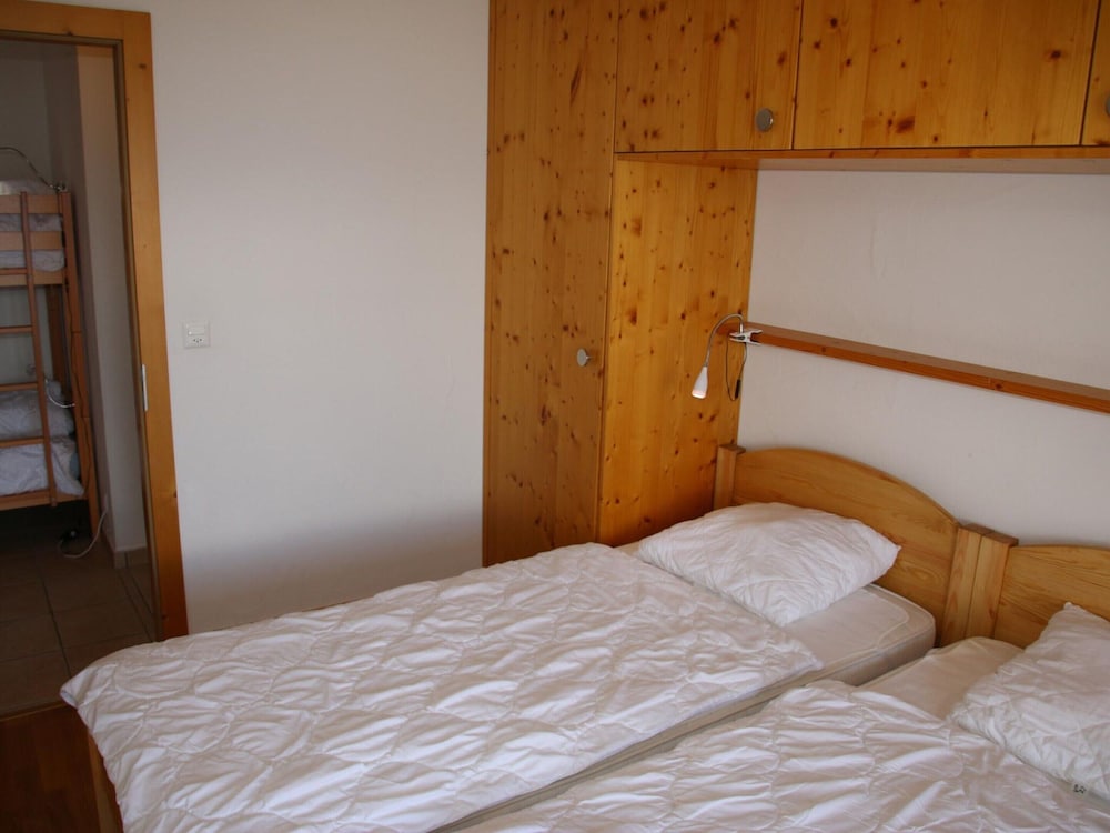 Apartment in Veysonnaz Near Ski Lift