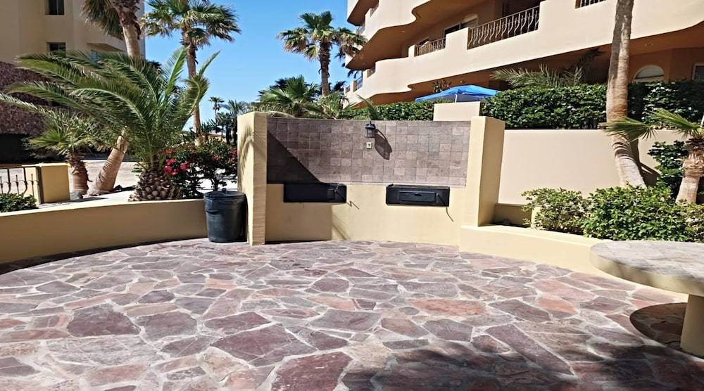 Condo Bella Sirena 805 C by Kivoya