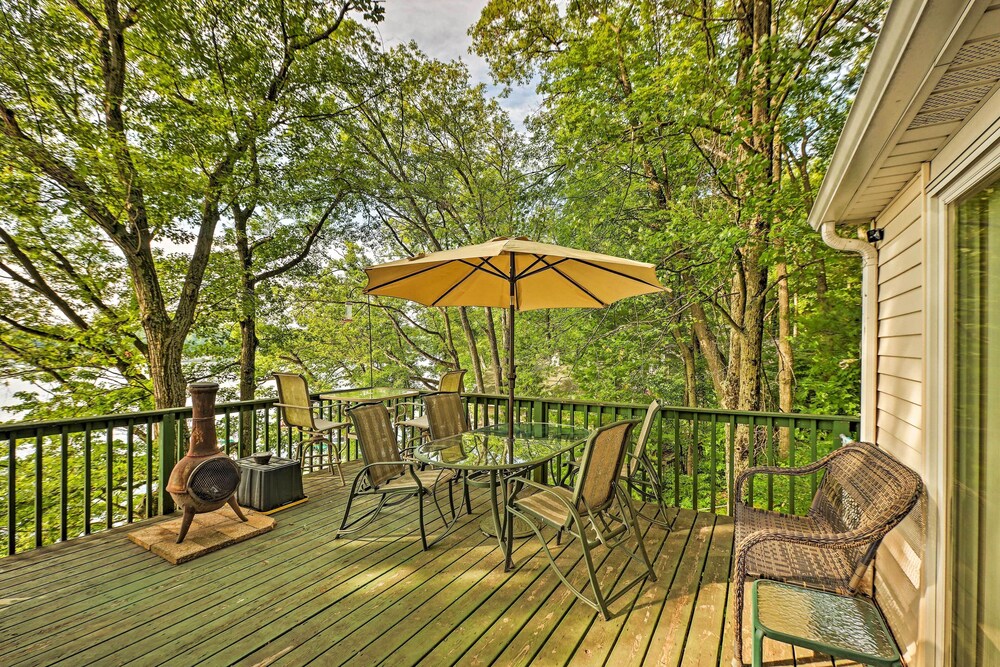 Le Roy Lakefront Retreat w/ Dock Kayaks! - Property Image 7