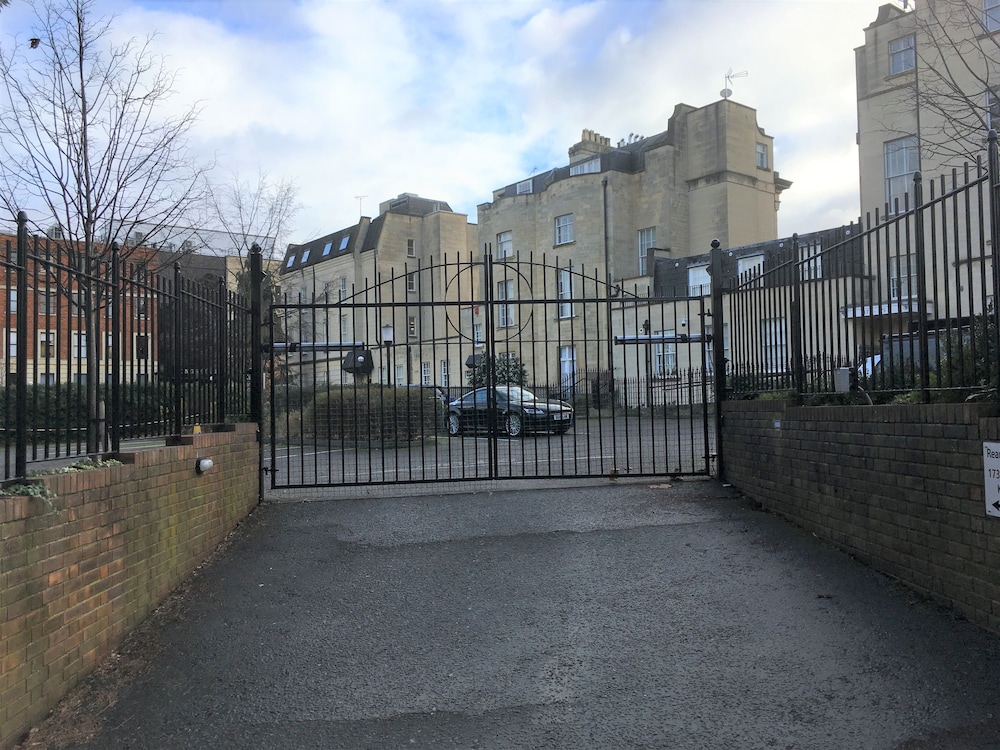 Photo 41